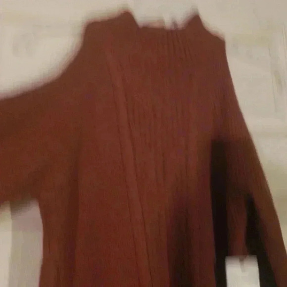 Express dress - Picture 2 of 3